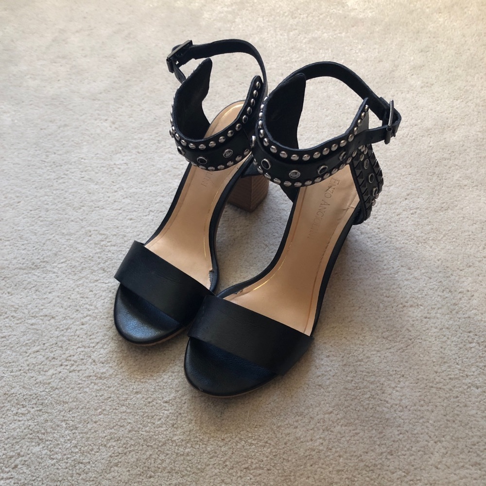 Block heel - Picture 2 of 4